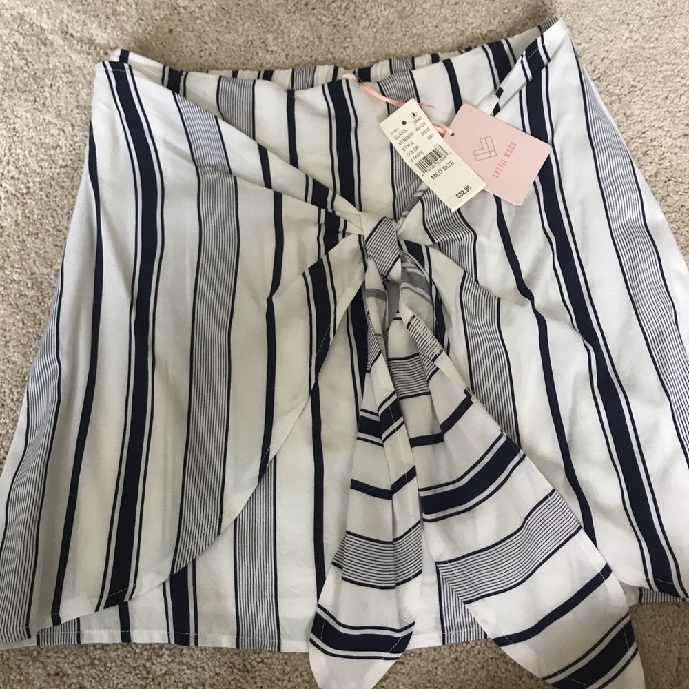 Pacsun Wrap skirt